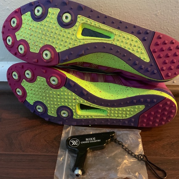 NIKE Victory XC Cross Country Vivid Volt 10.5 - Picture 2 of 7